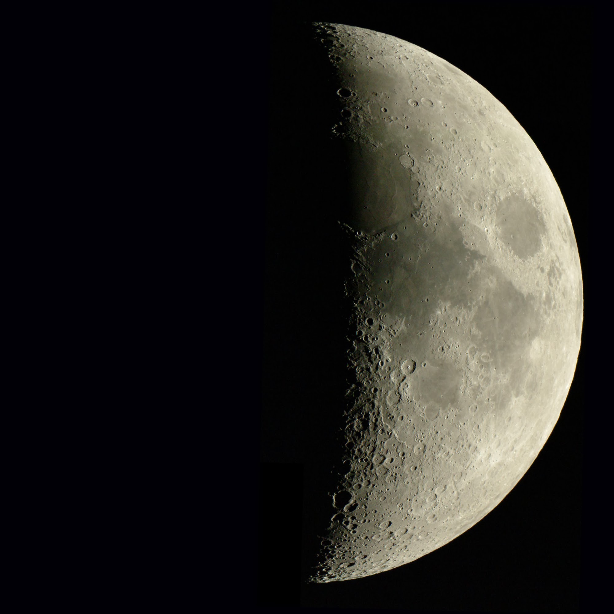 月齢6.6の月