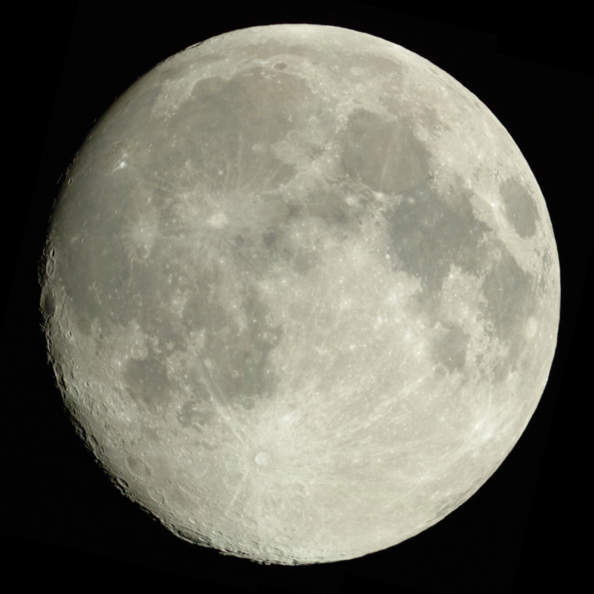 月齢13.6の月